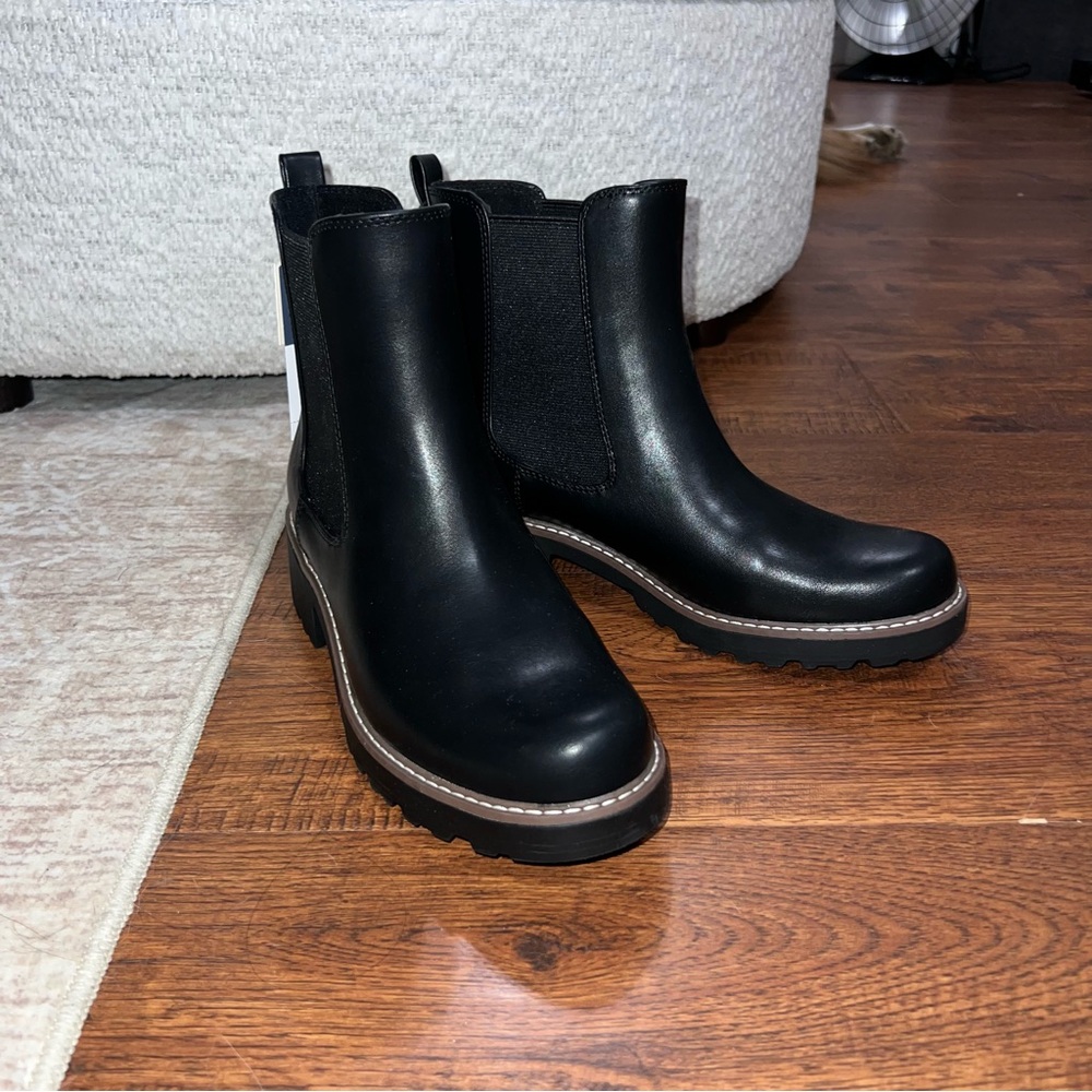 Universal Thread Black Ankle Boots (Brand New)